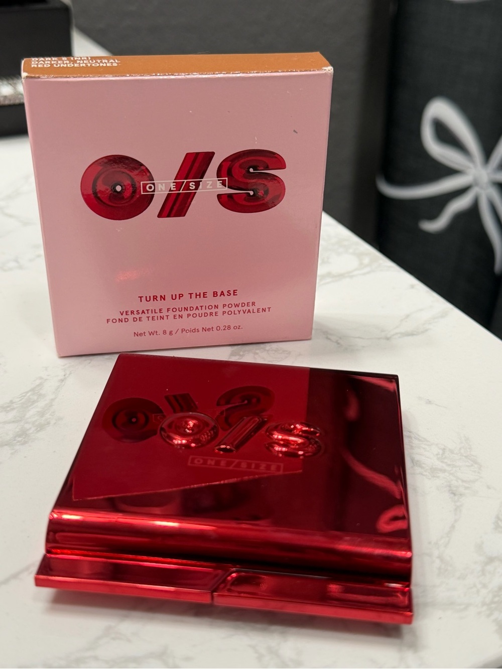 ONE/SIZE Turn Up The Base Powder Compact — Red